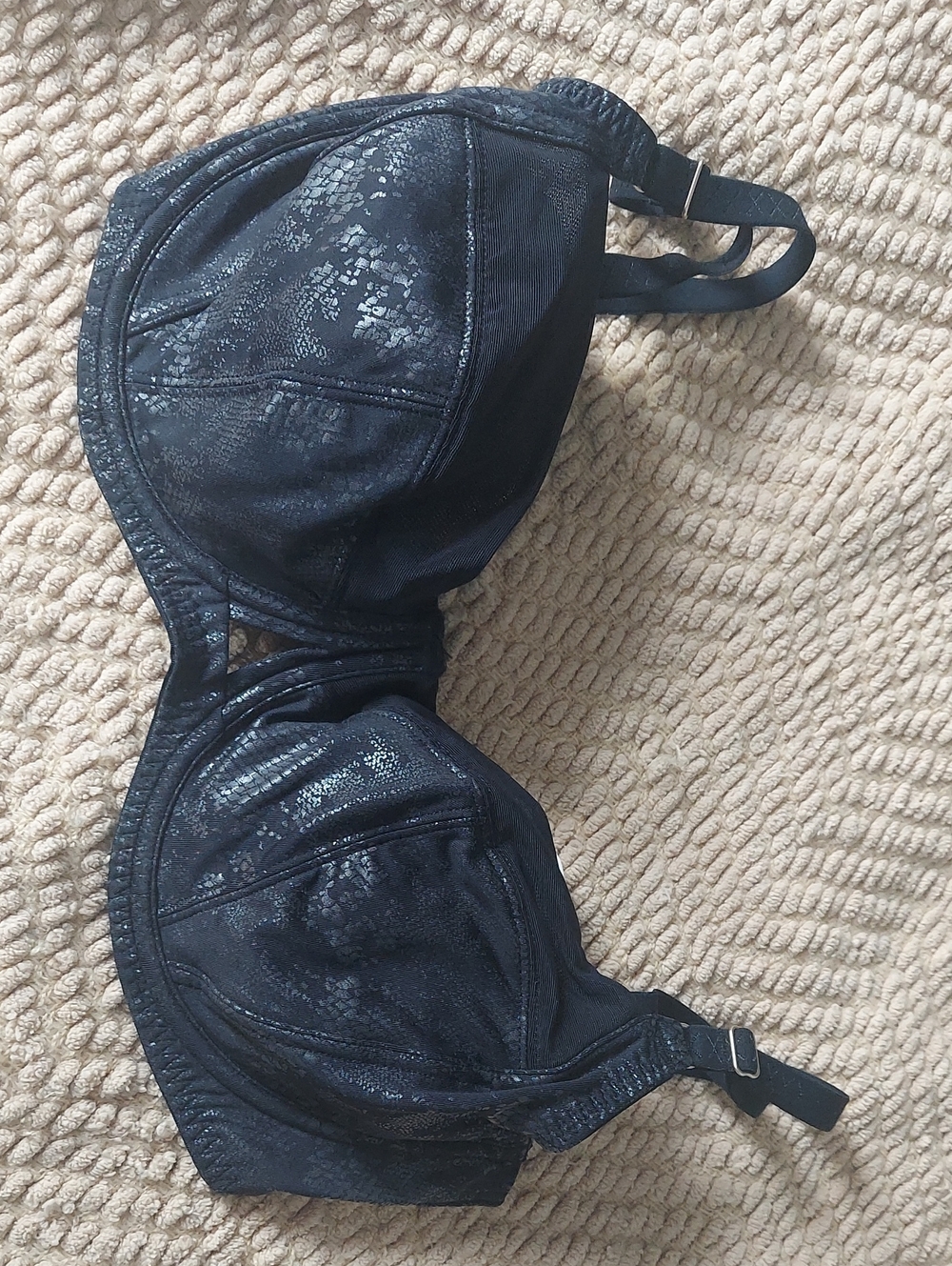 NWT Bare Necessities Shimmery Black Unlined Bra, Size 32G